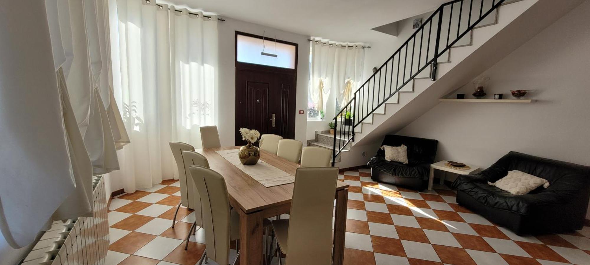 Отель Casa Patryk Оршова Экстерьер фото